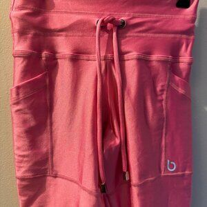 NWT Women's Pink Leggings/Tights Size Medium High Quality Made In Brazil